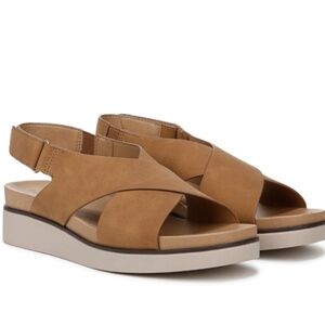 LifeStride Women's Georgina Slingback Sandal (WIDE)